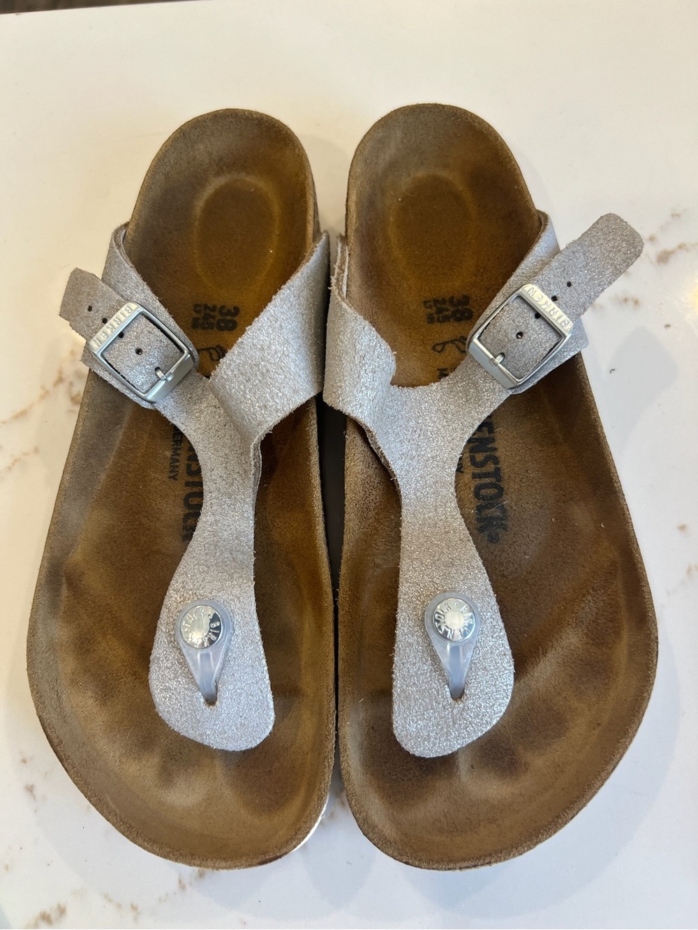 Birkenstock Gizeh Sandals in Metallic Silver